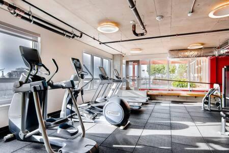 شقة Speechless In Seattle - #1 Location - 2Br - Free Parking - Vr1 المظهر الخارجي الصورة